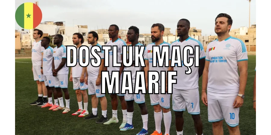 Maarif avec des footballeurs sénégalais